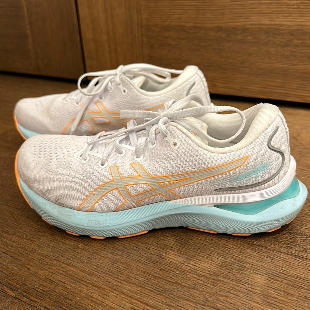 ASICS Gel Cumulus 24 Running Shoes